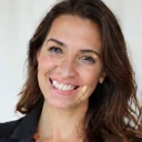 Profilbild einer lächelnden Frau